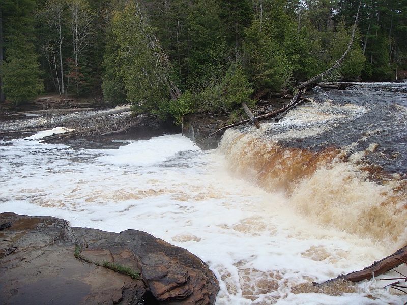 263 Memorial Day [2008 May 23].JPG - Scenes from Tahquanemon Falls in the Michigan Upper Peninsula.